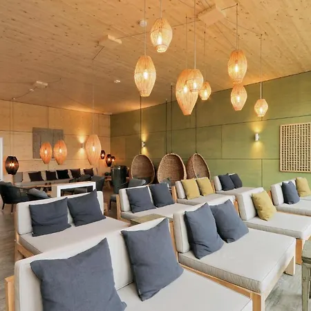Amazing In Lembruch-dmmer See With 2 Bedrooms, Wifi And Indoor Swimming Pool